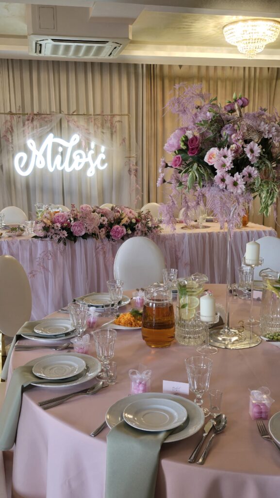 Dekoracje na ślub 2026